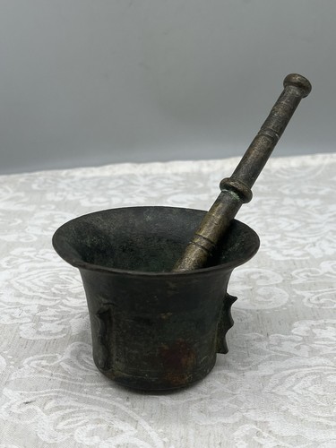 Antiker mörser mit pistill - mörser,
