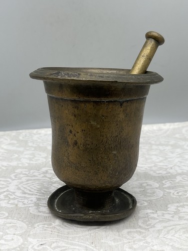 Antiker mörser bronze auf - mörser,