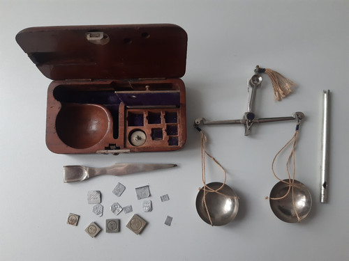 Antike apothekerwaage - antike,