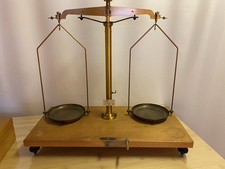 alte apothekerwaage 